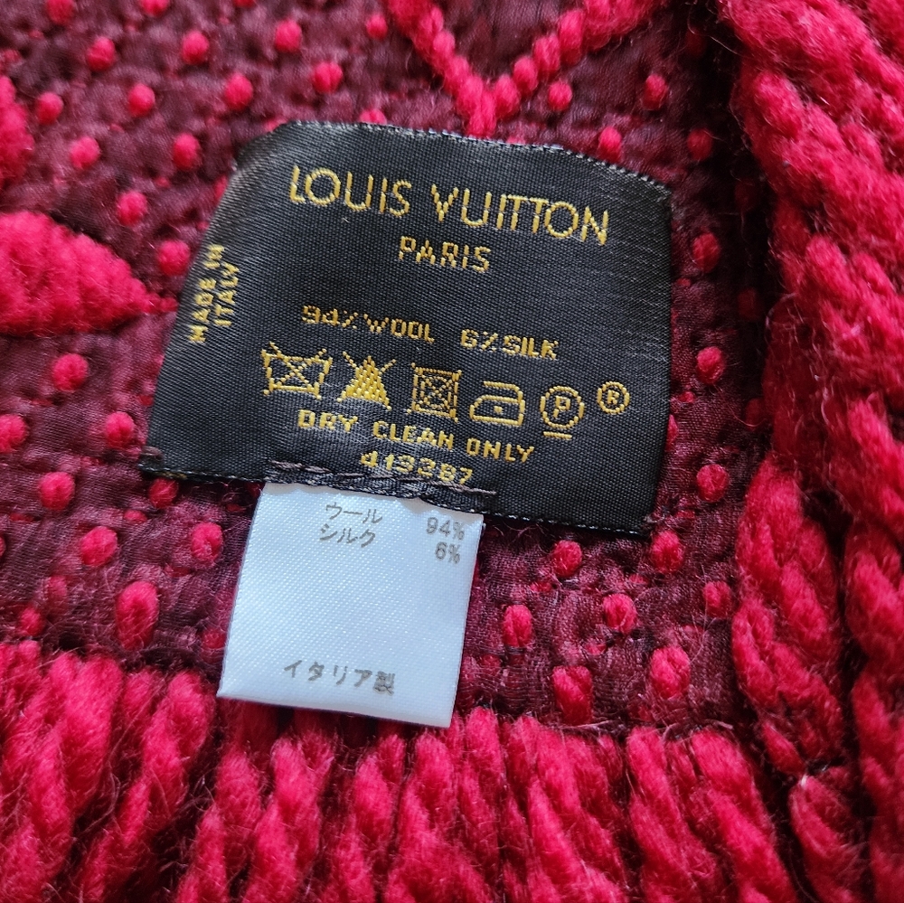 Auth Louis Vuitton Logomania Monogram Wool/Silk Fringe Shawl Scarf - Picture 5 of 9